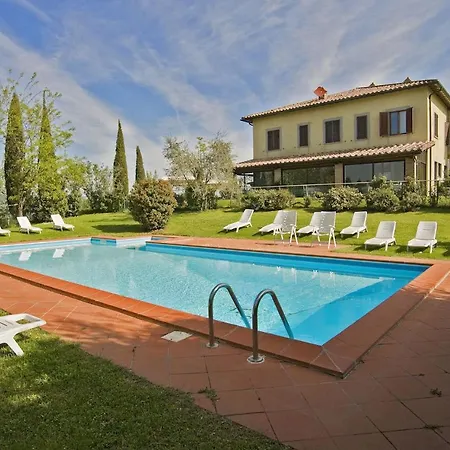 Sleeps 2 Pool Wifi *