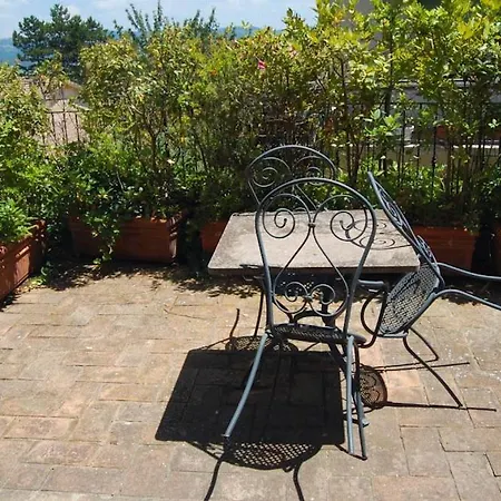Sleeps 2 Pool Wifi Apartment *