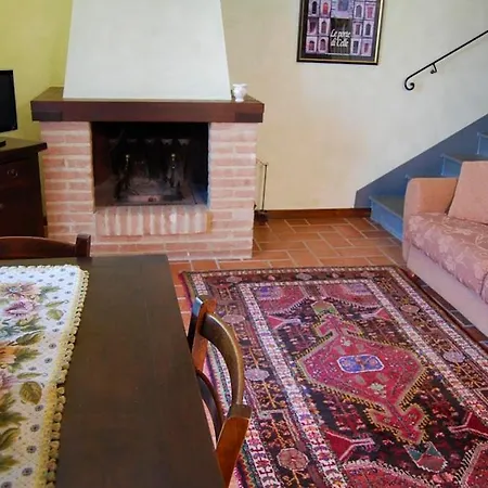 Sleeps 2 Pool Wifi Apartment *