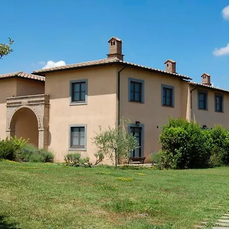 Sleeps 2 Pool Wifi Apartment *